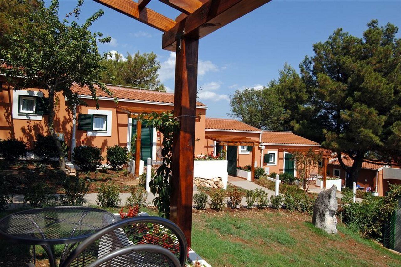 Maistra Select Koversada Naturist Apartments فيرسار المظهر الخارجي الصورة